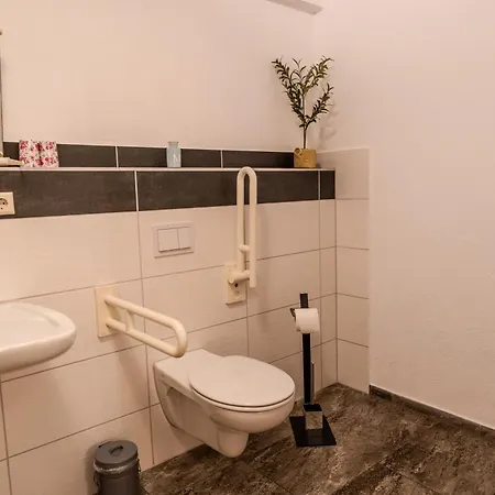 Casa Luciko Πανσιόν 3*